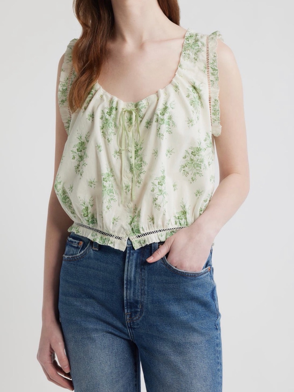 NWT Dôen Traveler Embroidered Crop Top